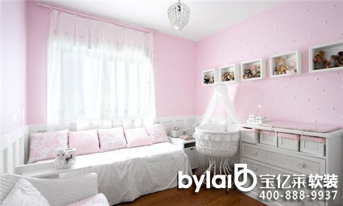 客厅窗帘装修效果图,大多数户型,客厅与阳台是相连的,装修时,人们会选择用移门或是窗帘划分区域,由于客厅在家庭空间中的地位是非常重要的,若是采用窗 帘分隔,必然也要注重窗帘的装饰效果,除此之外,窗帘的遮阳功能也是不可忽视的,看看小编推荐的一组客厅窗帘装修效果图,学学怎样为客厅锦上添花吧! 2015家庭装修客厅窗帘效果图案例赏析,主要看气质 2015家庭装修客厅窗帘效果图案例赏析,主要看气质 2015家庭装修客厅窗帘效果图案例赏析,主要看气质 2015家庭装修客厅窗帘效果图案例赏析,主要看气质 20